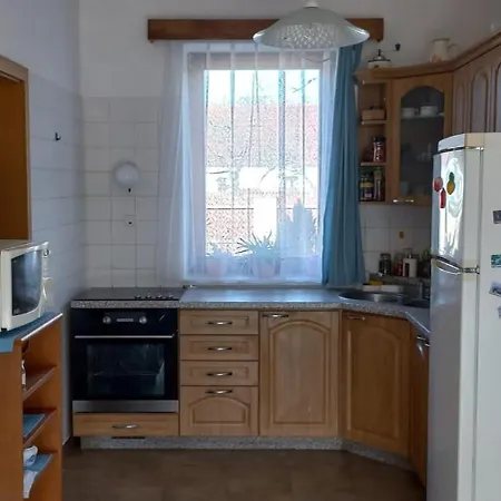 Rekreacni Dum دوبريس