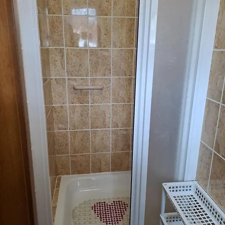 Rekreacni Dum * דובריס